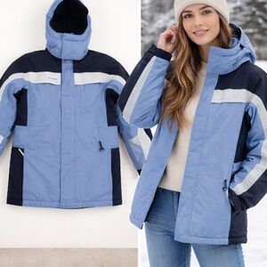 Columbia Women's Blue and Navy Ski Jacket